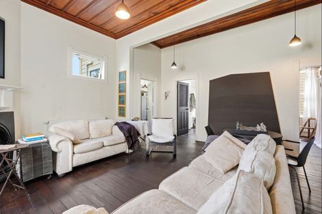 Photo of property in 85 Niblett Street, Whanganui, 4500