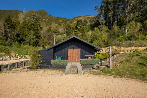 Photo of property in 141 Rocklands Road, Clifton, Takaka, 7183