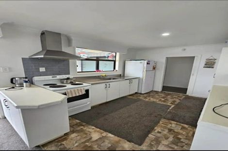 Photo of property in 18b Frank Hewitt Street, Pukekohe, 2120