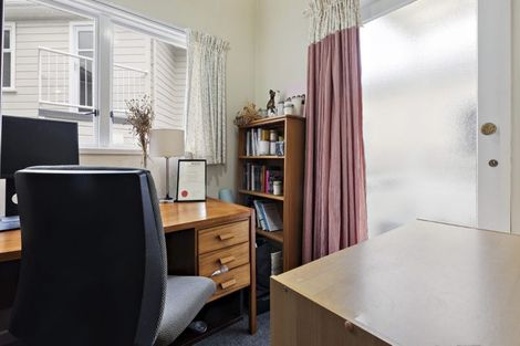 Photo of property in 1 Mckenzie Terrace, Te Aro, Wellington, 6011