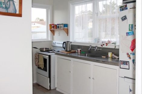 Photo of property in 50 Cambridge Terrace, Kaiti, Gisborne, 4010