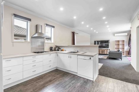 Photo of property in 124 Newcastle Street, Windsor, Invercargill, 9810