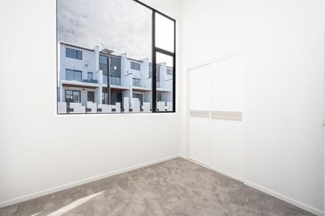 Photo of property in 6/737 East Coast Road, Browns Bay, Auckland, 0630