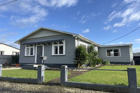 Photo of property in 16 Julia Street, Pahiatua, 4910