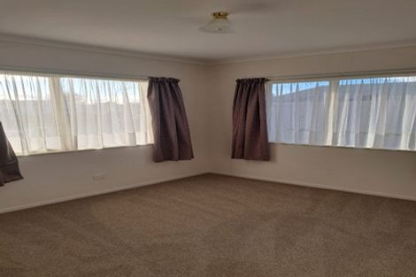 Photo of property in 9 Towai Street, Inglewood, 4330