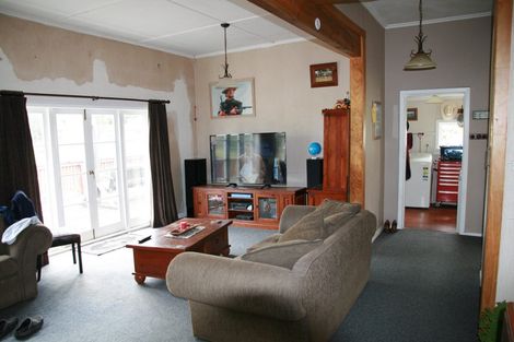 Photo of property in 27 Tupoki Road, Uruti, Urenui, 4378