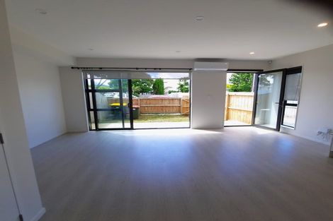 Photo of property in 69b Astley Avenue, New Lynn, Auckland, 0600
