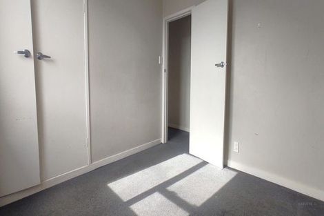 Photo of property in 39 Sunnyside Road, Sunnyvale, Auckland, 0612