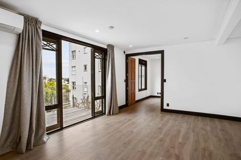 Photo of property in Illawarra Flats, 1/4 Brighton Road, Parnell, Auckland, 1052