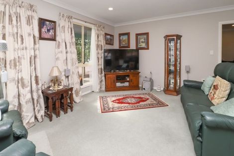 Photo of property in 367a Hukanui Road, Rototuna, Hamilton, 3210