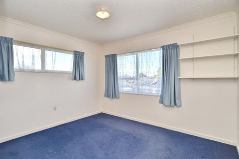 Photo of property in 55 Winters Road, Redwood, Christchurch, 8051