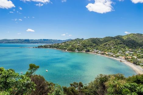 Photo of property in 59 Waitohu Road, York Bay, Lower Hutt, 5013