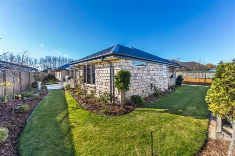 Photo of property in 8 Venerable Terrace, Yaldhurst, Christchurch, 8042