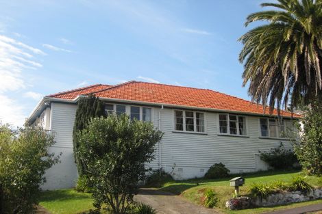 Photo of property in 93 Glenpark Avenue, Frankleigh Park, New Plymouth, 4310