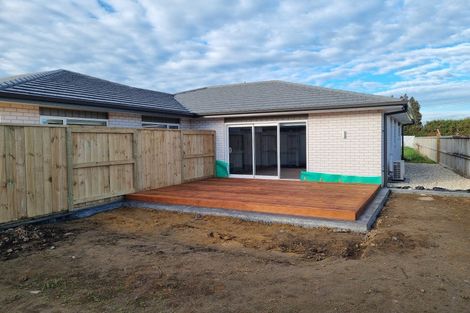 Photo of property in 19a Silverwood Lane, Leamington, Cambridge, 3495