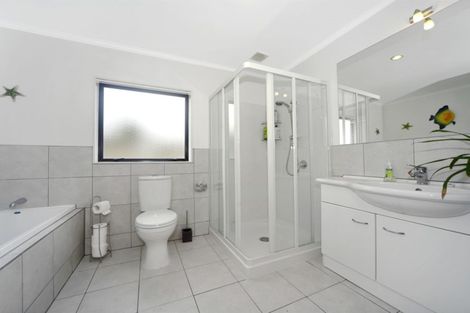 Photo of property in 3 Mclaren Place, Otaki, 5512