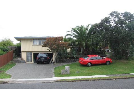 Photo of property in 11 Glenside Avenue, Pakuranga, Auckland, 2010