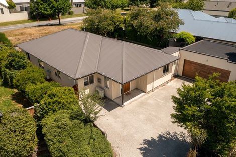 Photo of property in 15 Shanahan Lane, Arrowtown, 9302