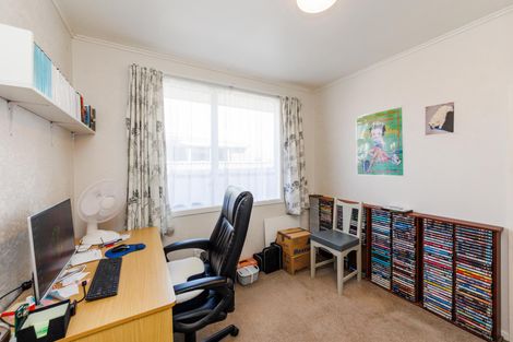 Photo of property in 10 Rennie Avenue, Milson, Palmerston North, 4414