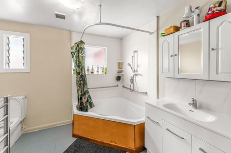 Photo of property in 58 Kearneys Road, Linwood, Christchurch, 8062