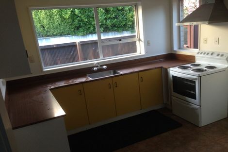 Photo of property in 2/39 Waimairi Road, Upper Riccarton, Christchurch, 8041