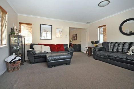 Photo of property in 24 Driftwood Drive, Red Beach, 0932