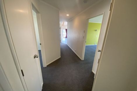 Photo of property in 2/95 Langana Avenue, Browns Bay, Auckland, 0630