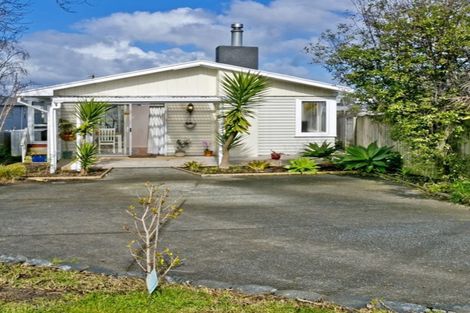 Photo of property in 1/42 Lyttelton Avenue, Forrest Hill, Auckland, 0620