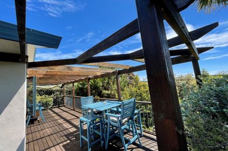 Photo of property in 2a Kaitake Place, Oakura, 4314