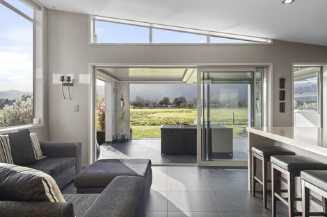 Photo of property in 12 Ridgeview Drive, Te Aroha, 3392