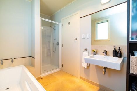 Photo of property in 53 Reynolds Road, Havelock North, 4130