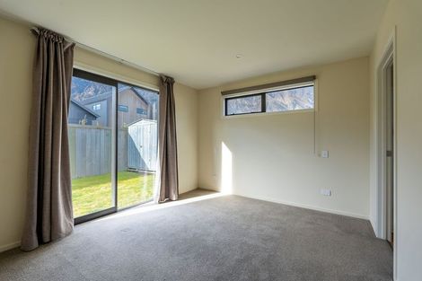 Photo of property in 10 Ward Street, Jacks Point, Queenstown, 9371