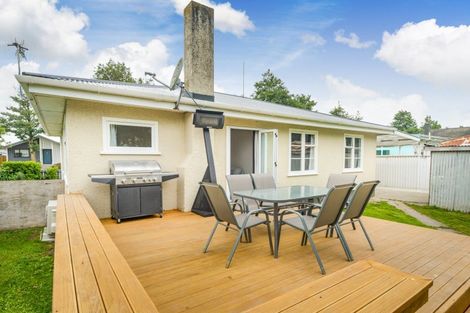 Photo of property in 20 Seddon Street, Takaro, Palmerston North, 4412