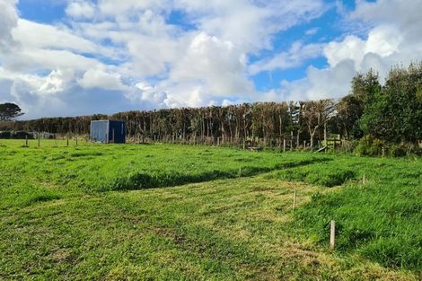 Photo of property in 81 Whitcombe Road, Opunake, 4616