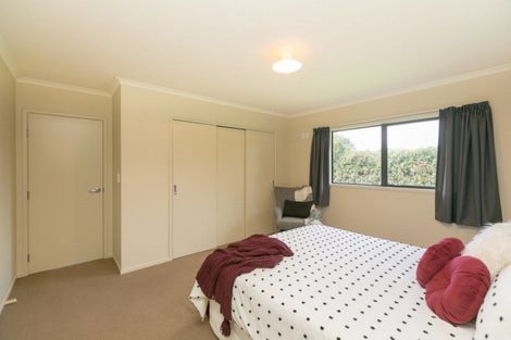 Photo of property in 581 Waitara Road, Huirangi, New Plymouth, 4373