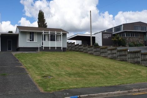 Photo of property in 42 View Street, Maungaturoto, 0520