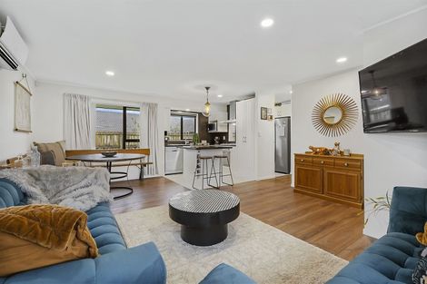 Photo of property in 25 Michael Jones Drive, Flat Bush, Auckland, 2019