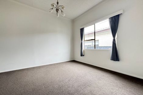 Photo of property in 173 Onepu Road, Lyall Bay, Wellington, 6022