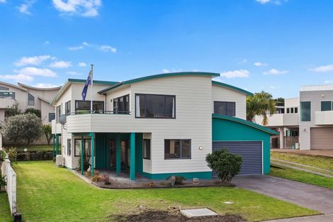 Photo of property in 20 Rangitukehu Street, Ohope, 3121