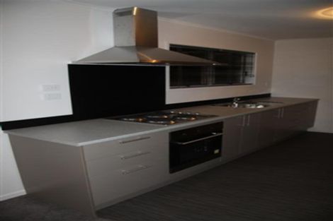 Photo of property in 40 Wickman Way, Mangere East, Auckland, 2024