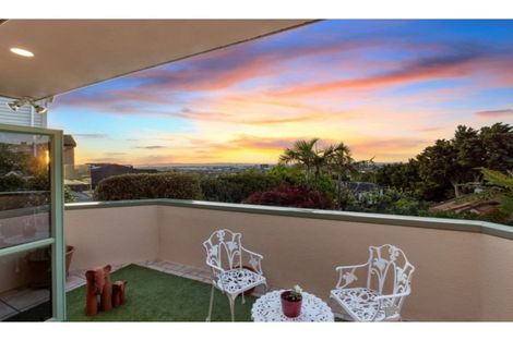 Photo of property in 26 Silkwood Grove, Totara Heights, Auckland, 2105