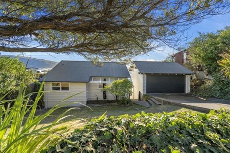 Photo of property in 249 Cannon Hill Crescent, Mount Pleasant, Christchurch, 8081