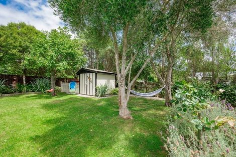 Photo of property in 42 Kaitawa Crescent, Paraparaumu, 5032
