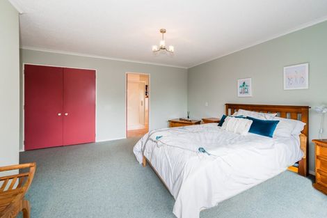 Photo of property in 12 Tobys Way, Waikanae Beach, Waikanae, 5036