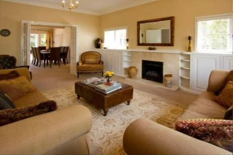 Photo of property in 206 Hurstmere Road, Takapuna, Auckland, 0622