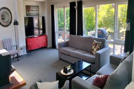 Photo of property in 759 Acacia Bay Road, Acacia Bay, Taupo, 3330