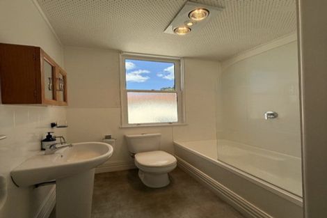 Photo of property in 8 Goring Street, Thorndon, Wellington, 6011