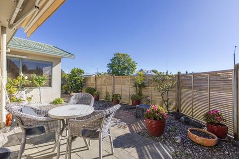 Photo of property in 2 Bucksburn Place, Greenmeadows, Napier, 4112