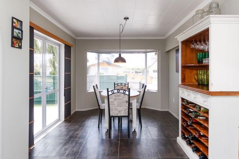 Photo of property in 19 Humphries Place, Awapuni, Palmerston North, 4412