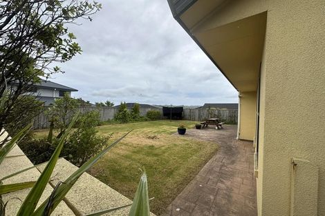 Photo of property in 71 Kentwood Drive, Woodridge, Wellington, 6037